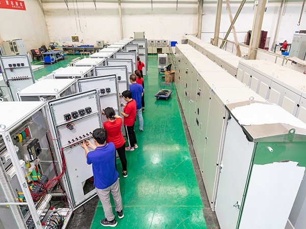 華東工控生產(chǎn)場景