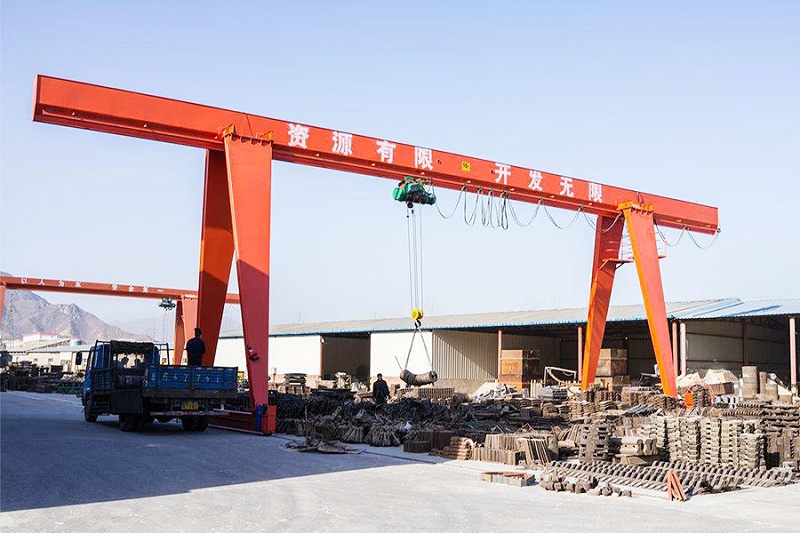 龍門吊（門式起重機）